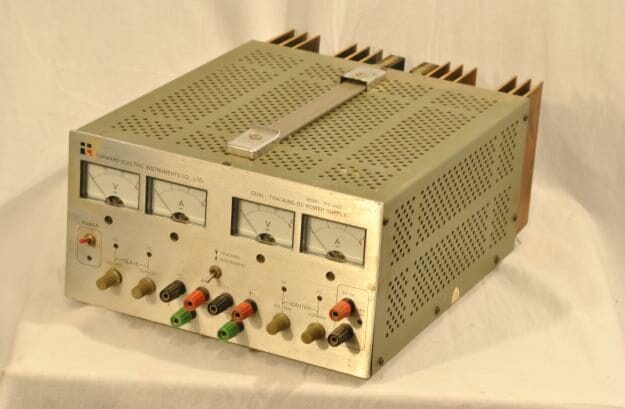Topward 4000 4000 30 V, 10 Amp, Power Supply 1 Topward 4000 4000 30 V, 10 Amp, Power Supply