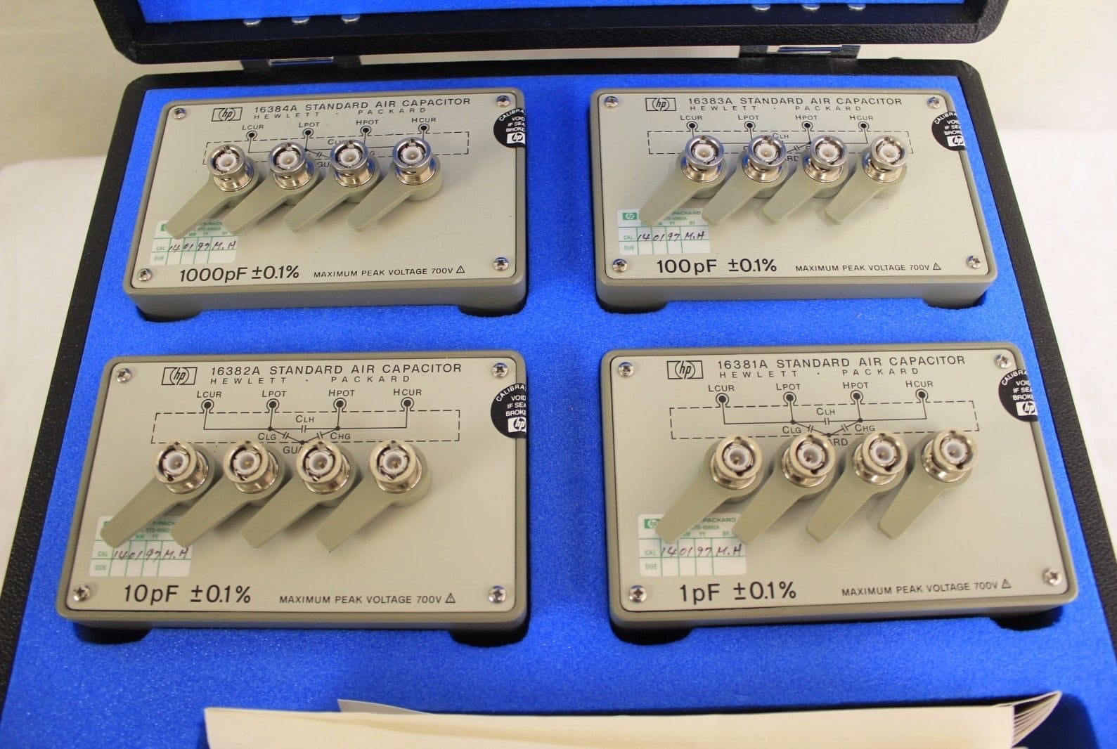 Keysight 16380A Standard Air Capacitor Set (Agilent) 1 Keysight 16380A Standard Air Capacitor Set