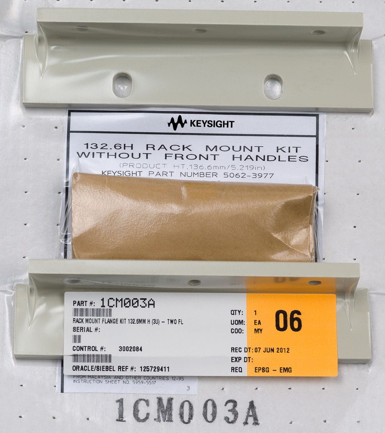 Keysight 1Cm003A Rackmount Flange Kit 1 Keysight 1Cm003A Rackmount Flange Kit