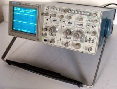 Tektronix 2230 100 Mhz 2 Channel Digital Oscilloscope 1 Tektronix 2230 100 Mhz 2 Channel Digital Oscilloscope