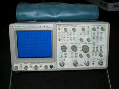 Tektronix 2465Ct 350 Mhz, 4Ch, Analog Oscilloscope 1 Tektronix 2465Ct 350 Mhz, 4Ch, Analog Oscilloscope