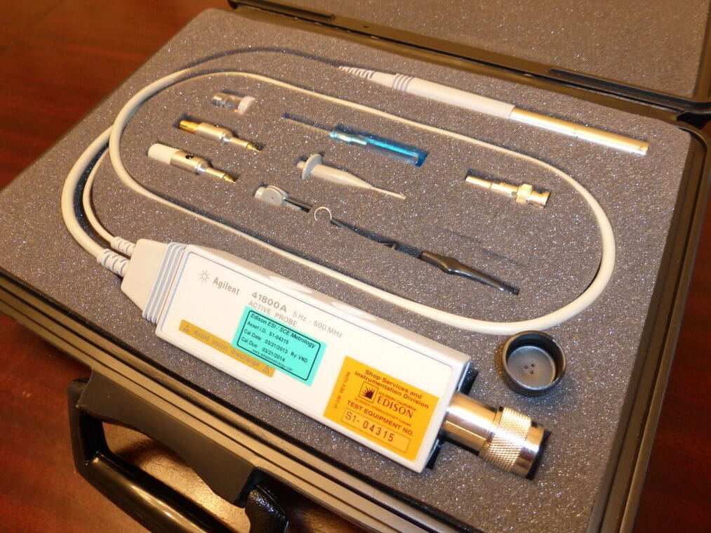 Keysight 41800A Active Probe, 5 Hz To 500 Mhz (Agilent) 1 Keysight 41800A Active Probe, 5 Hz To 500 Mhz