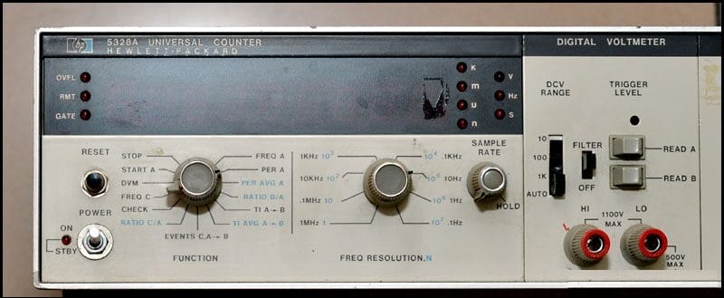Agilent 5328A 100 Mhz Universal Counter 1 Agilent 5328A 100 Mhz Universal Counter