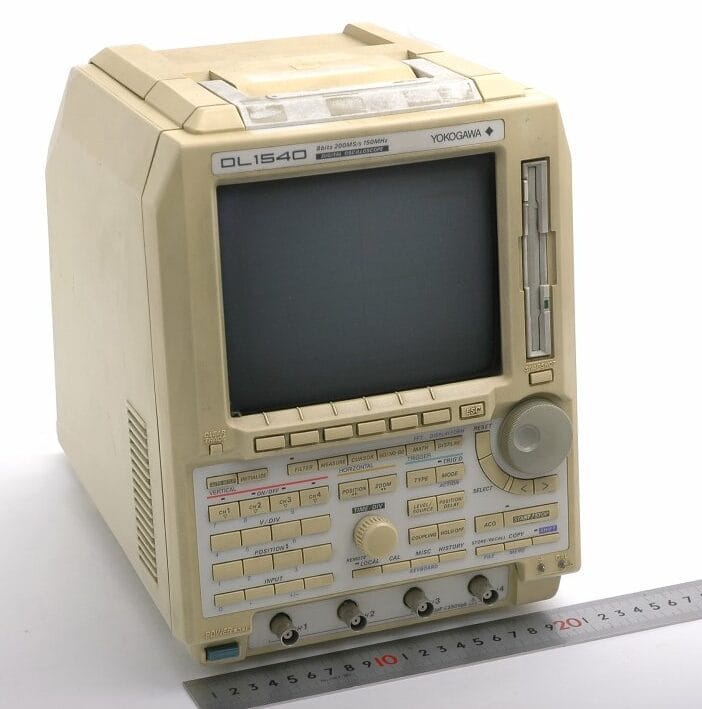 Yokogawa 701510 4-Ch,120K Word,200Ms/S,Digital Oscilloscope 1 Yokogawa 701510 4-Ch,120K Word,200Ms/S,Digital Oscilloscope