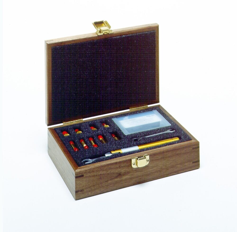 Keysight 85052D Economy Mechanical Calibration Kit (Agilent) 1 Keysight 85052D Economy Mechanical Calibration Kit