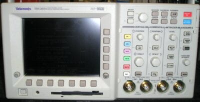 Tektronix Tds3054 500Mhz 4Ch 5Gs/S Color Digital Phosphor Oscilloscope 1 Tektronix Tds3054 500Mhz 4Ch 5Gs/S Color Digital Phosphor Oscilloscope