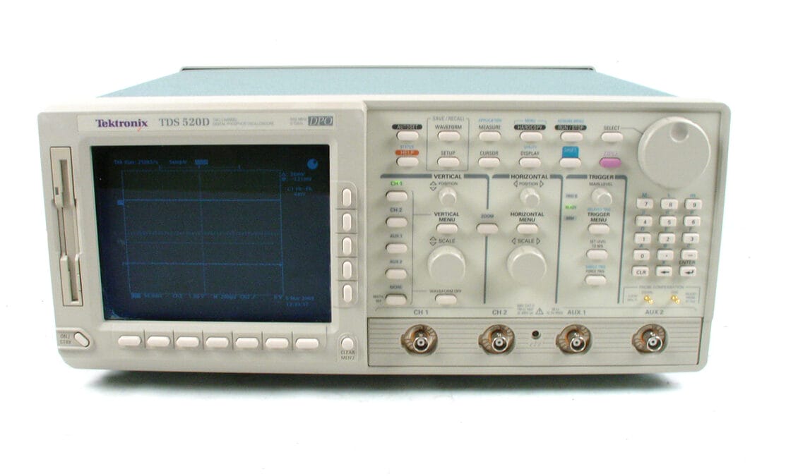 Tektronix Tds520B 500 Mhz 1Gs/S Digitizing Oscilloscope 1 Tektronix Tds520B 500 Mhz 1Gs/S Digitizing Oscilloscope