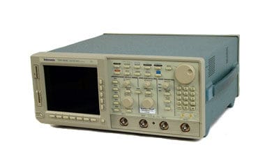 Tektronix Tds684C 4 Ch,1 Ghz,5Gs/S,Digital Real-Time Oscilloscope 1 Tektronix Tds684C 4 Ch,1 Ghz,5Gs/S,Digital Real-Time Oscilloscope