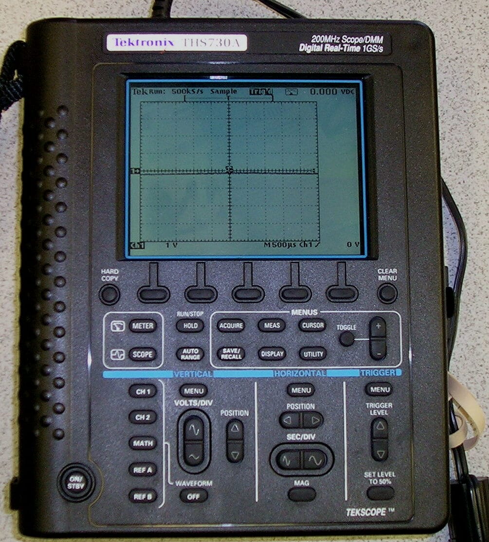 Tektronix Ths720A 100 Mhz, 2 Ch, Handheld Battery Operated Scope/Dmm 1 Tektronix Ths720A 100 Mhz, 2 Ch, Handheld Battery Operated Scope/Dmm