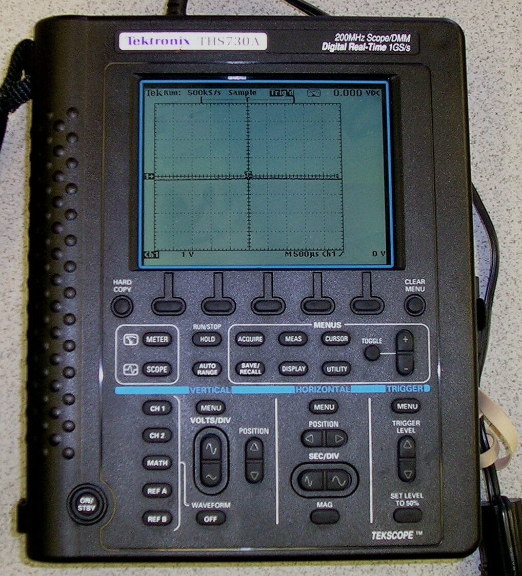 Tektronix Ths720 100 Mhz, 2 Ch Digital Oscilloscope 1 Tektronix Ths720 100 Mhz, 2 Ch Digital Oscilloscope