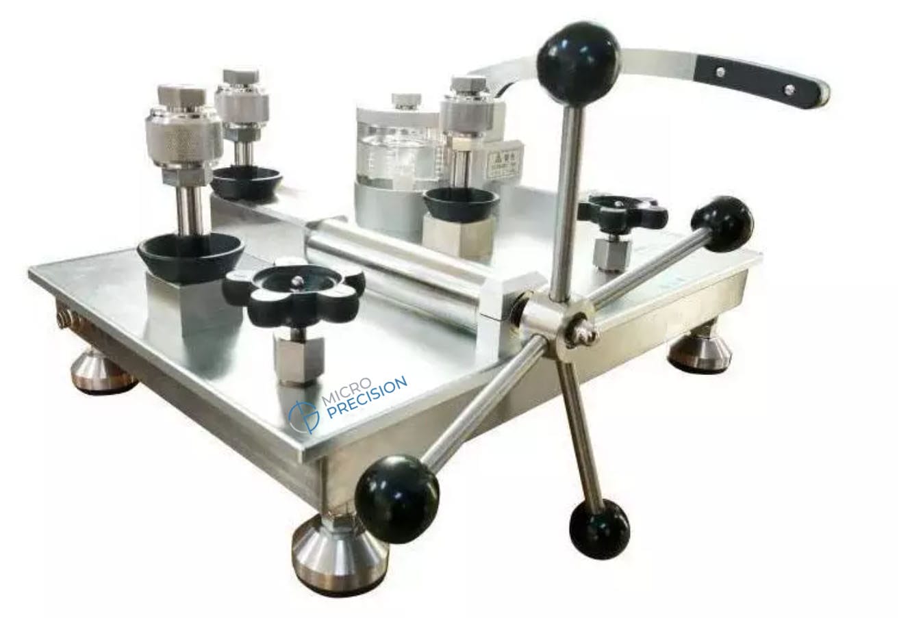 Micro Precision MP213K Oil Pressure Comparator Pump | Oil Pressure Calibration Comparator 1 Micro Precision MP213K Oil Pressure Comparator Pump | Oil Pressure Calibration Comparator