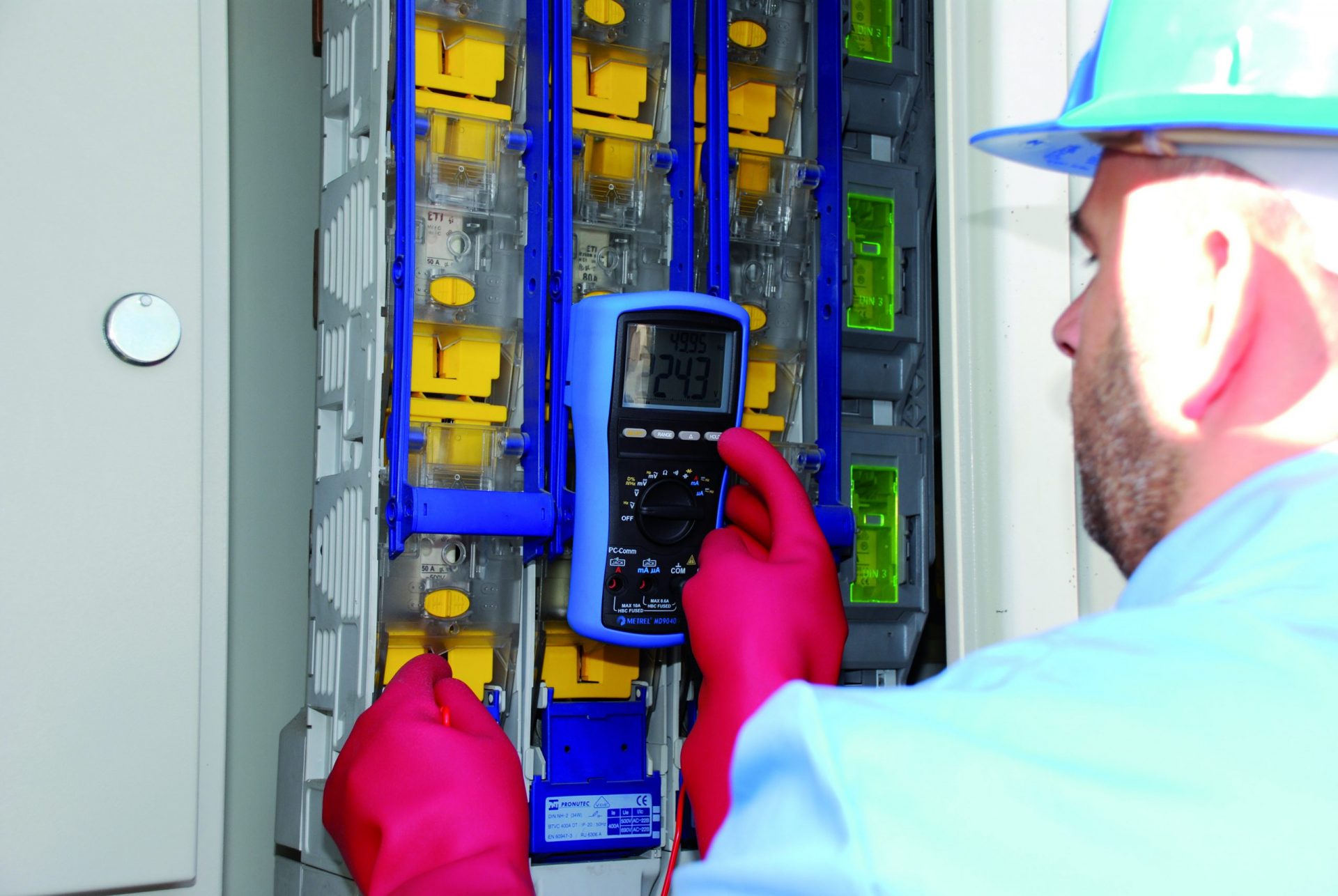 Metrel MD 9040 Digital Multimeter 4 Metrel MD 9040 Digital Multimeter