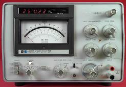 Agilent 3581A Spectrum Analyzers 1 Agilent 3581A Spectrum Analyzers