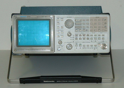 Tektronix 2715 Spectrum Analyzers 1 Tektronix 2715 Spectrum Analyzers
