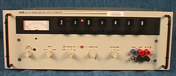 FLUKE 332D DC Standard 1 Fluke 332D DC Standard
