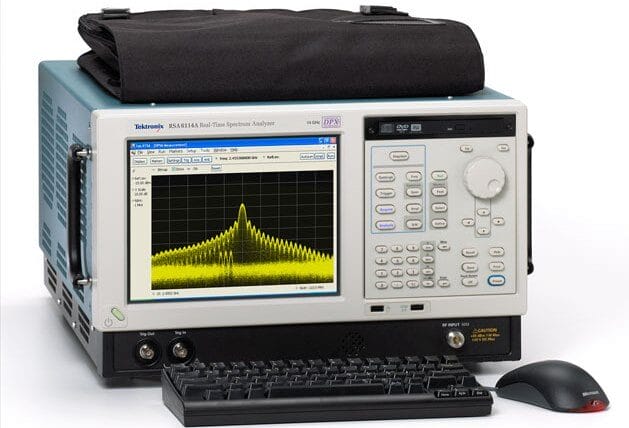 Tektronix RSA7100A Spectrum Analyzers 1 Tektronix RSA7100A Spectrum Analyzers
