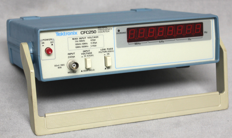 Tektronix CFC250 Freq / Time Stds. / Dist. Amps. 1 Tektronix CFC250 Freq / Time Stds. / Dist. Amps.
