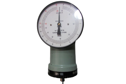 Biddle 350560 Tachometer 1 s l500 removebg preview 3