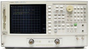 Keysight 8753ES RF Vector Network Analyzer (Agilent) 1 KEYSIGHT 8753ES 30 kHz T0 3 GHz S PARAMETER NETWORK ANALYZER