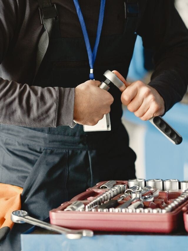 using torque tool
